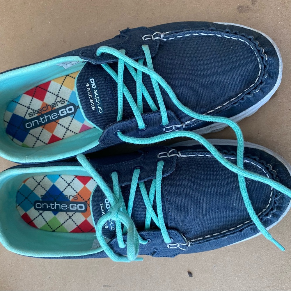 Skechers Women's Navy and Aqua Boat Shoes
